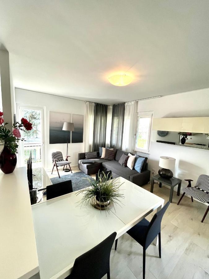 Your Familyapartment In シルミオーネ エクステリア 写真