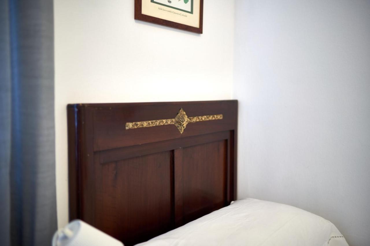 Your Familyapartment In シルミオーネ エクステリア 写真
